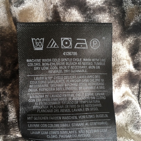 Gray Crushed Velvet Zip Back Crop Top NWT - Picture 6 of 8